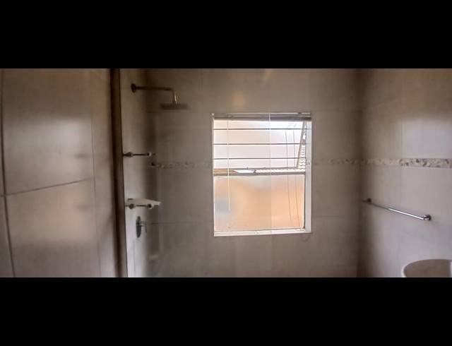 3 BEDROOM TOWNHOUSE FOR SALE IN HONEYDEW